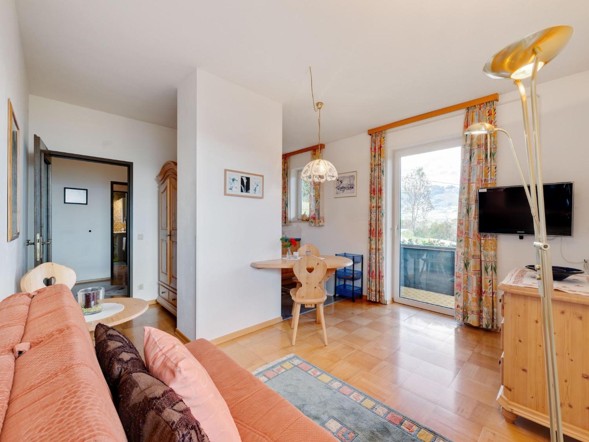 Cozy Apartment In Afritz Am See Near Gerlitzen Ski Area Ngoại thất bức ảnh