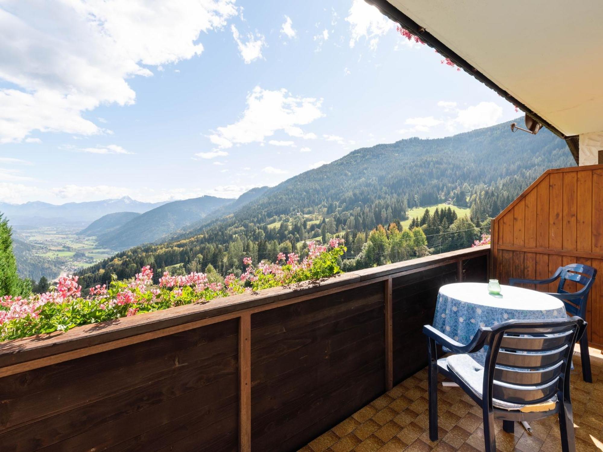 Cozy Apartment In Afritz Am See Near Gerlitzen Ski Area Ngoại thất bức ảnh